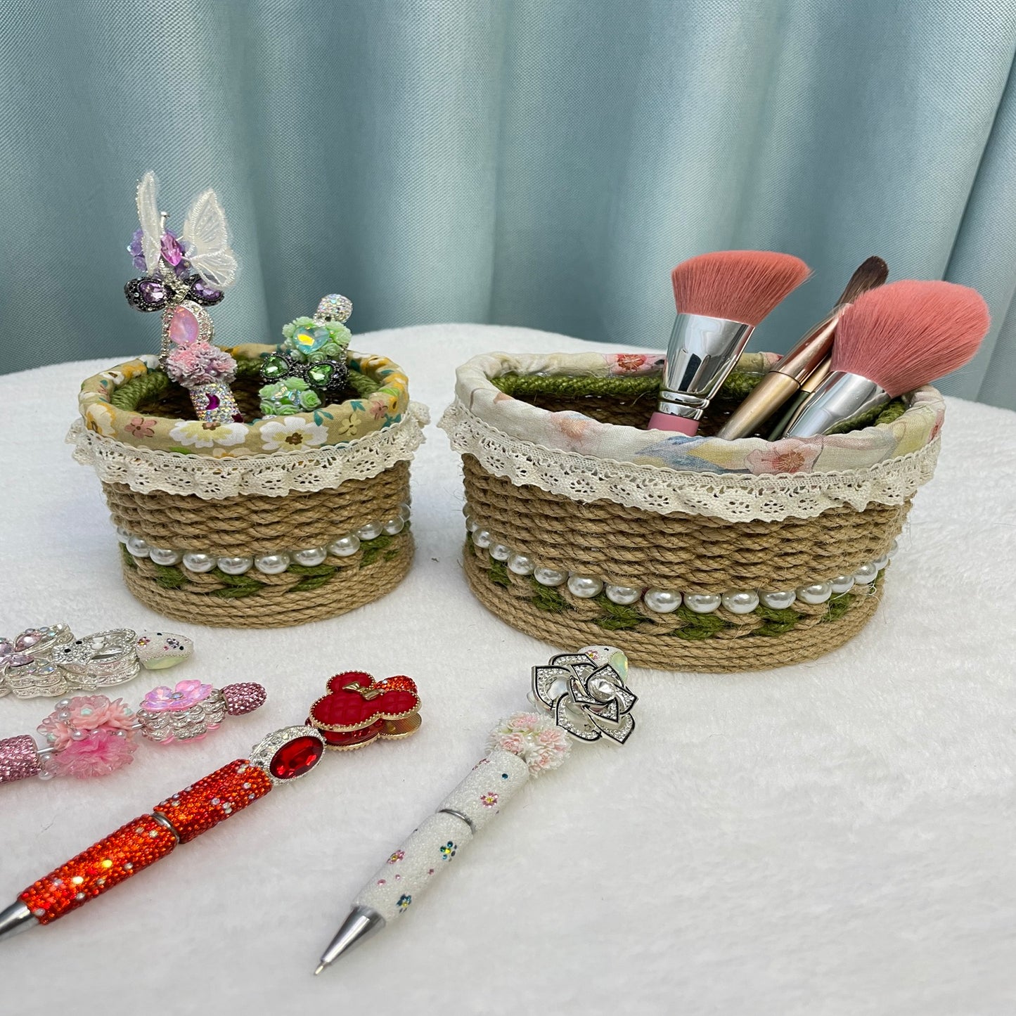 DIY Pen holder,DIY makeup Tools holder( DIY Material)